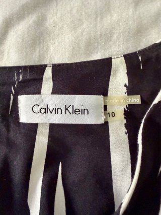 Vestido de cocktail Calvin Klein Negro y Blanco