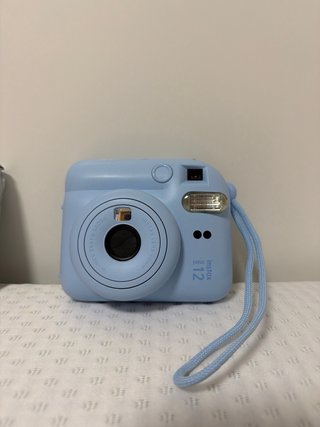 Fujifilm Instax Mini 12 + 1 Paquete de Film+album