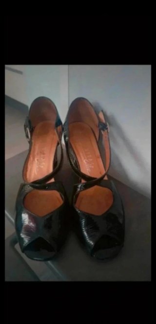 Zapatos de cuña Hispanitas