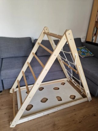 Triangolo di arrampicata in legno Pikler