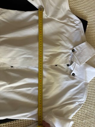 Conjunto Camisa Blanca y Pantalón Negro