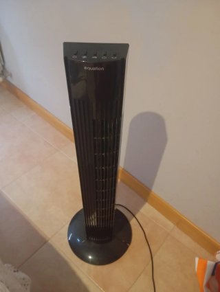 Ventilador de torre Equation negro