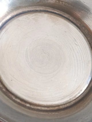 Huevera antigua metal plateado