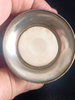 Huevera antigua metal plateado
