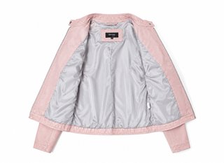 Chaqueta rosa estilo motero