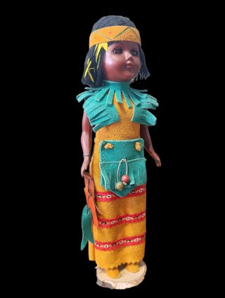 Muñeca antigua nativa americana