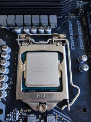 Placa Base MSI Z490-A PRO + Intel i5 10400F