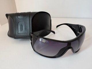 Gafas de sol Police hombre negras y grises