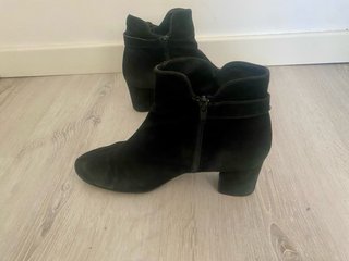 Botines ante negros Sendra