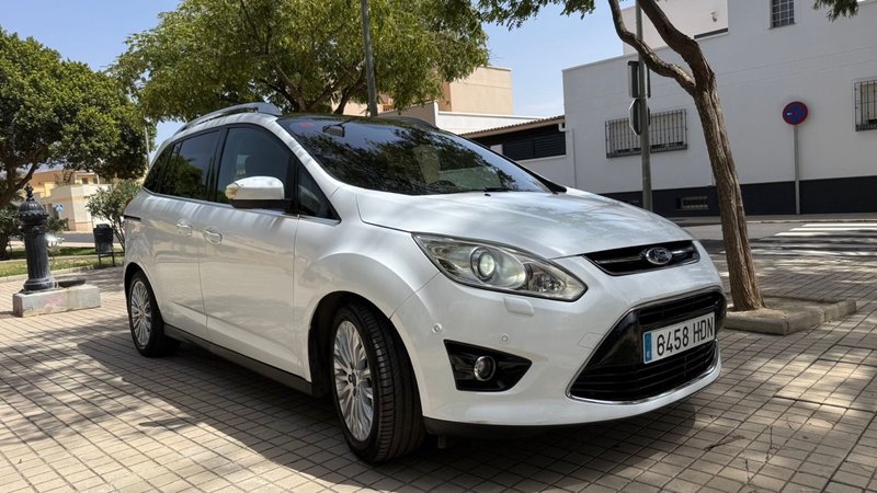 Ford C-MAX 2011 - foto 1
