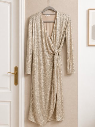 Vestido Zara dourado lantejoulas
