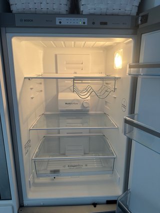 Frigorífico Bosch Serie 4 Inox 250L No Frost