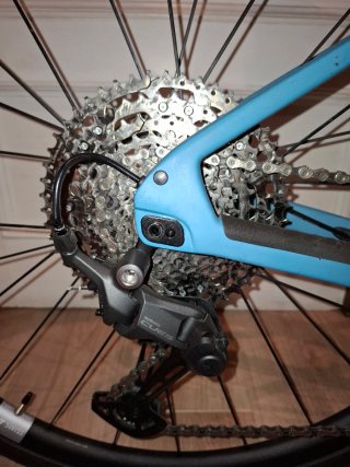 Giant Revolt Advanced 3 2026 talla M