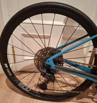 Giant Revolt Advanced 3 2026 talla M