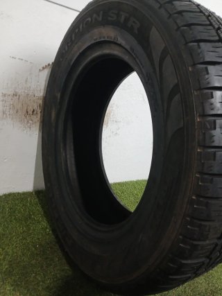 235 65 17 104H PIRELLI SCORPION STR