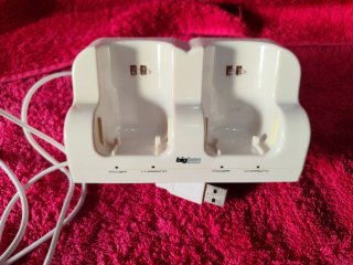 Base de Carga Doble BigBen para Mando Wii