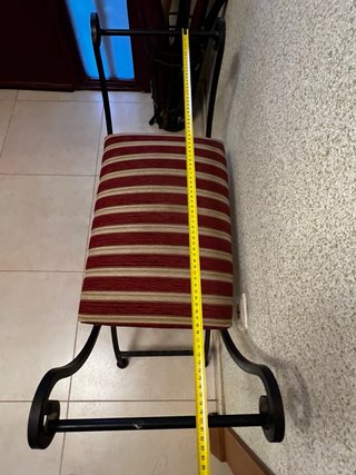 2 Butacas de metal y tela En buen estado