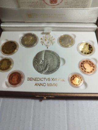Cartera Vaticano PROOF 2011