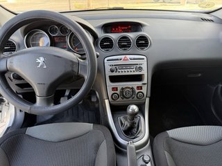 Peugeot 308 2012