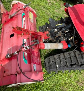 Tractor Yanmar AC-10 con Rotovator