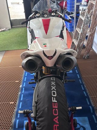 Yamaha R1 2008 Circuito