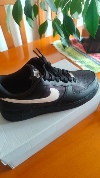 Nike Air Force 1 07 Lv8