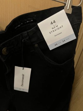Pantalón corto vaquero negro Talla 44
