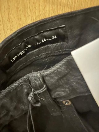 Pantalón corto vaquero negro Talla 44
