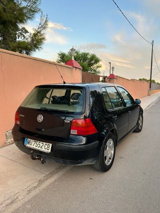 Volkswagen Golf 2000