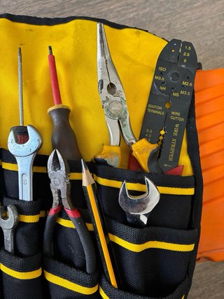Caja Naranja para Herramientas