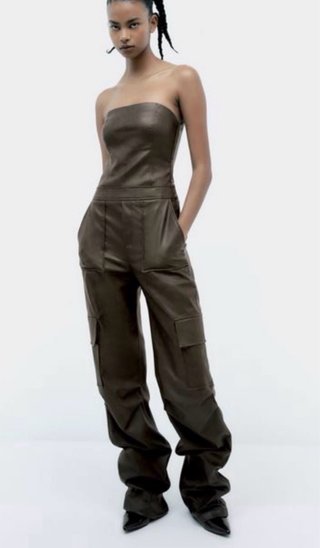 Mono Cargo Polipiel Zara Negro
