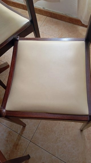 Mesa madera con 6 sillas de