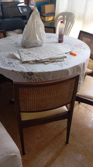 Mesa madera con 6 sillas de