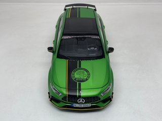1:18 Mercedes AMG A45 S 4Matic+ año 2023 Verde NZG