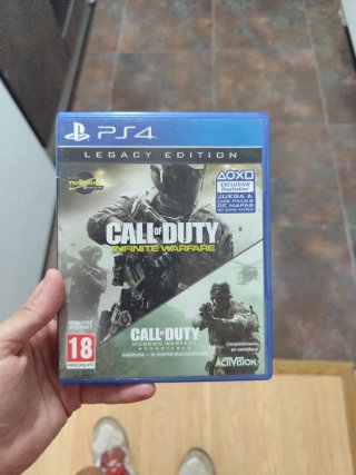 Call of Duty Infinite Warfare Legacy Edition PS4