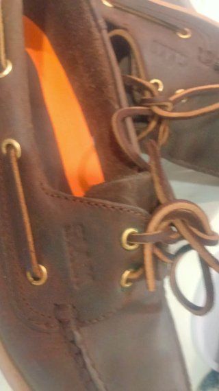 Mocasín náutico de piel  marrón