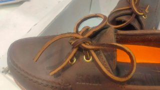 Mocasín náutico de piel  marrón