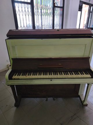 Pianoforte bianco