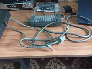 Xbox 360 Blanca con 2 mandos
