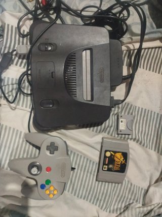 Nintendo 64 completa + Zelda Ocarina of Time