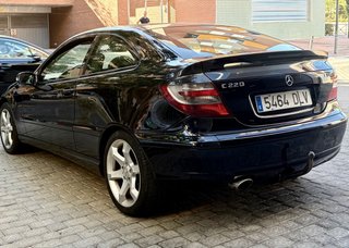 Mercedes C220DI 150CV Manual