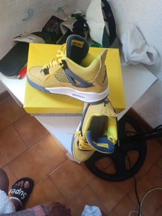 Se vende retro 4 amarillo