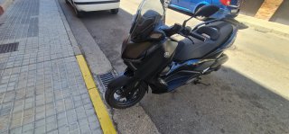 Yamaha XMAX 125 Maxi Scooter Negra Mate