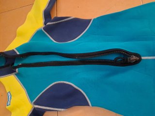 Conjunto neopreno chica Decathlon