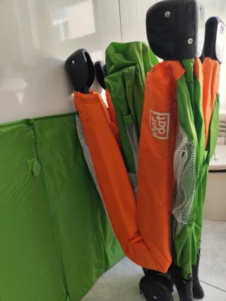 Cuna de viaje plegable con ruedas
