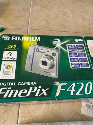 Fotocamera Fujifilm FinePix F420 (Per Ricambi)