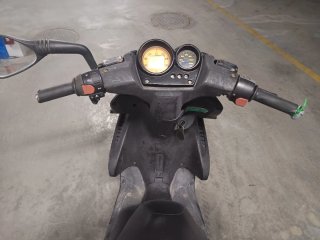 Yamaha Aerox Negra se cambio x una yahama jor de a