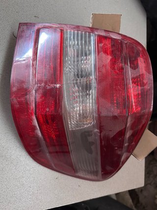 Piloto trasero Mercedes ML W164