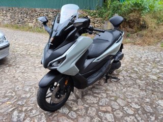 Honda Forza 125cc Maxi Scooter
