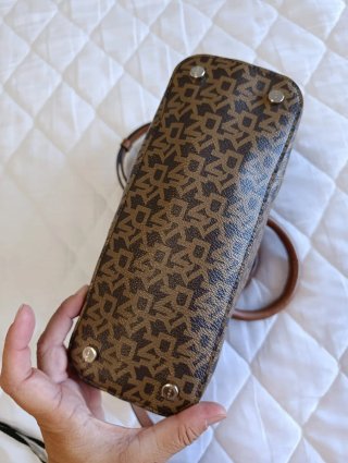 Bolso DKNY Marrón Bandolera para cruzar